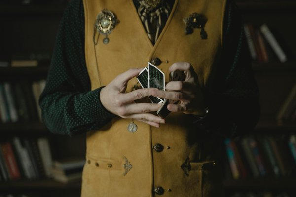 Hugo marceau : un mentaliste captivant à Lyon